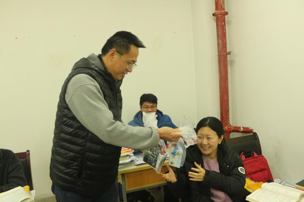 星天地
领导慰问2018届考研学生