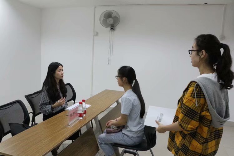 就在山城·渝您位来 ——暨2019年公共就业服务活动进校园宣讲会