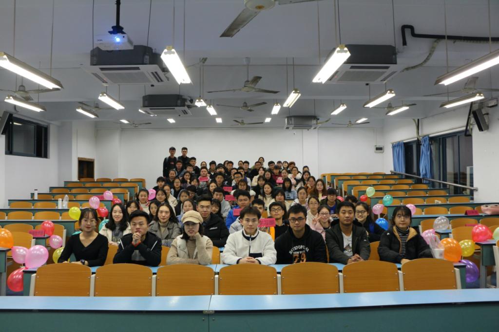 星天地
举办团总支学生会干事培训大会