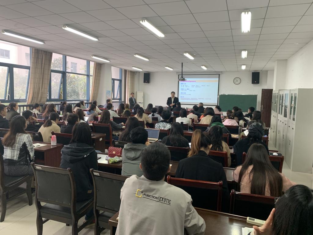 上海有机所陈耀峰教授及西北大学韩英锋教授莅临星天地
开展学术讲座
